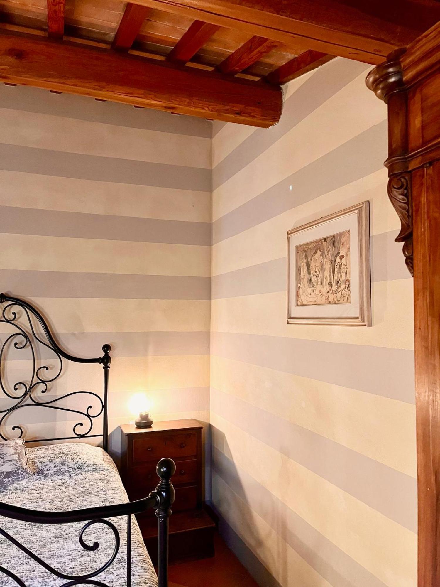 Agriturismo La Palazzina Palaia Kamer foto