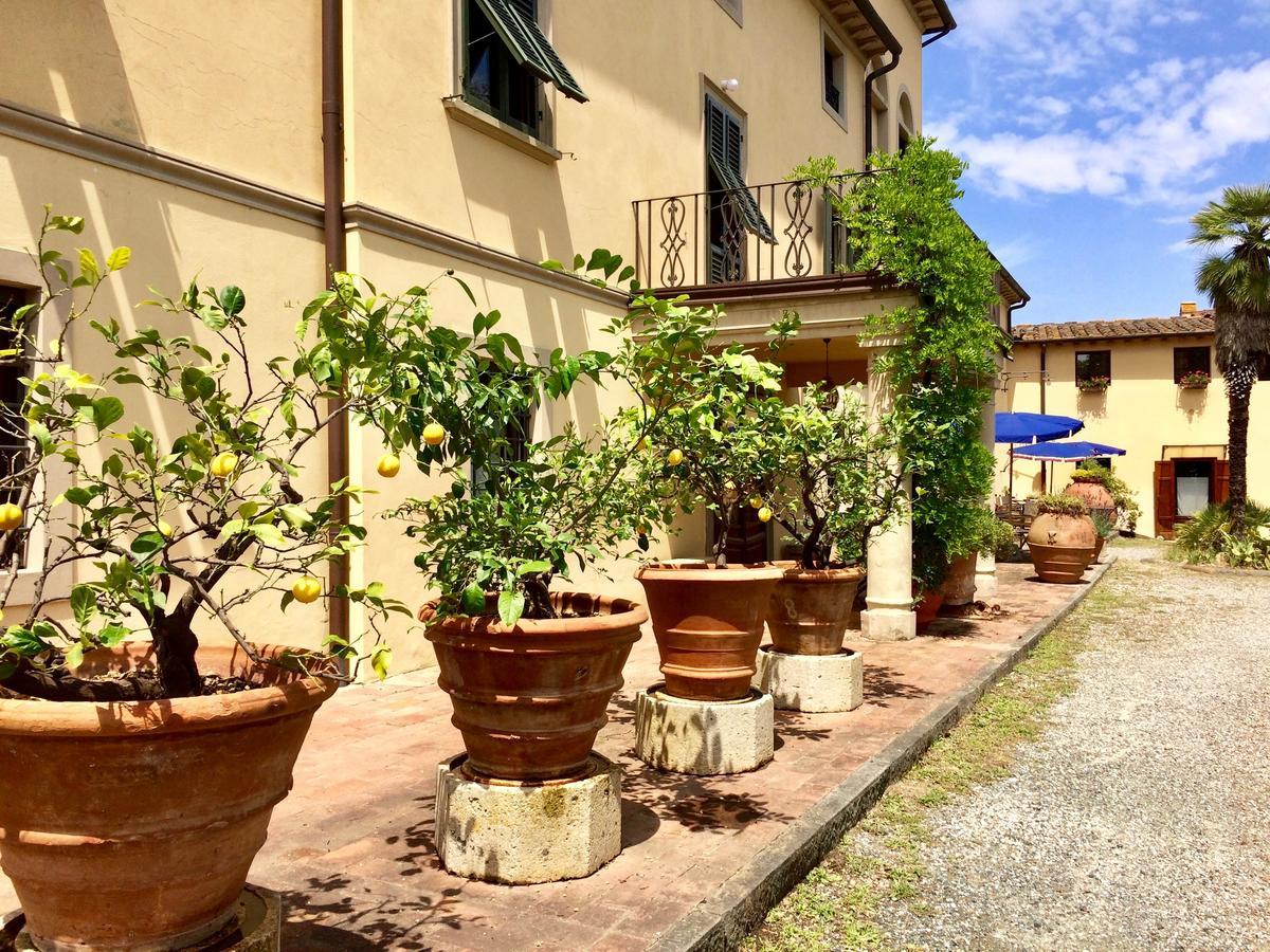 Agriturismo La Palazzina Palaia Buitenkant foto