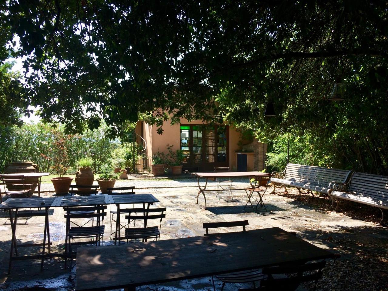 Agriturismo La Palazzina Palaia Buitenkant foto